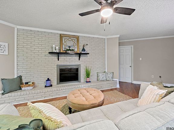 4th image of 5544 Goodland Dr