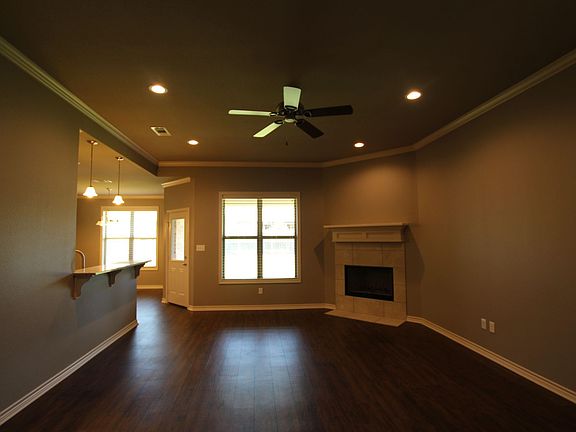 4th image of 2532 Meadowglen Ct