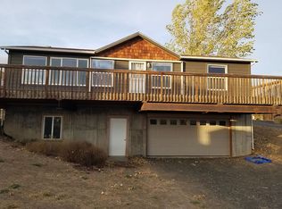 620 NW 4th St, Dufur, OR 97021