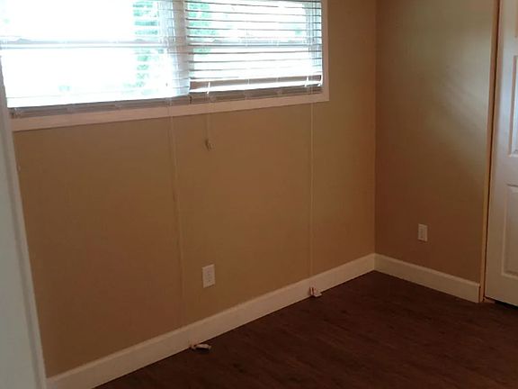 4th image of 104 Buena Vista Dr APT 2