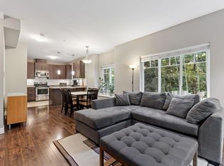 3888 Norfolk St #207, Burnaby, BC V5G1E5