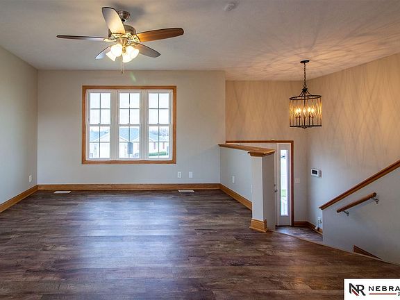 5th image of 4105 W Huntington Ave