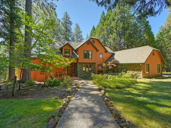 4711 Jenkinson Cir, Pollock Pines, CA 95726