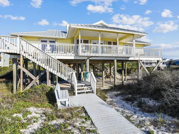 1744 E Gulf Beach Dr, Eastpoint, FL 32328
