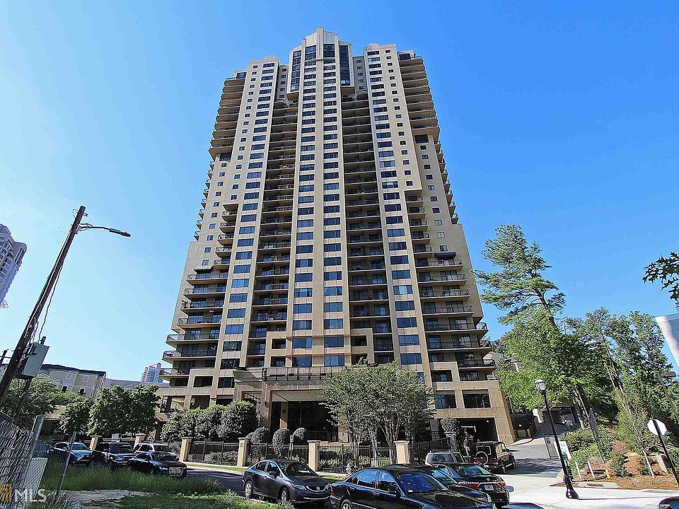1st image of 3481 Lakeside Dr NE APT 2703