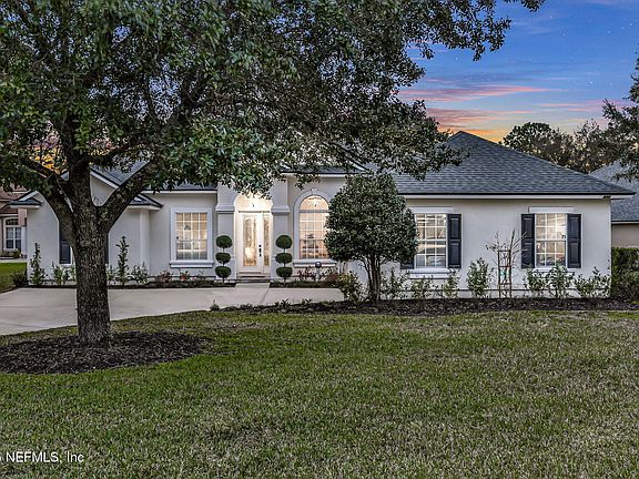 2nd image of 1422 BLACK PINE Court