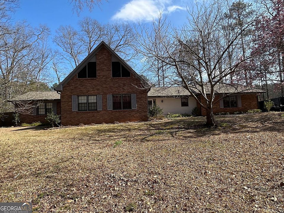 1st image of 110 Sandy Dr