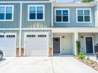 389 James St, Vass, NC 28394