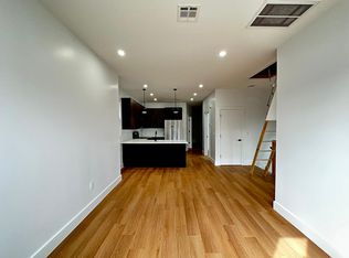 156 Woodlawn Ave #2E, Jersey City, NJ 07305