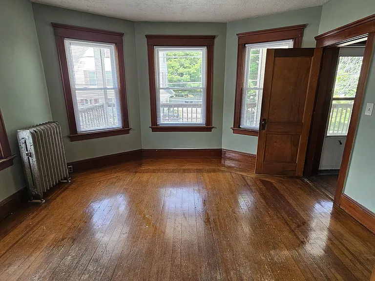 123 Snow St #2 — Photo 2