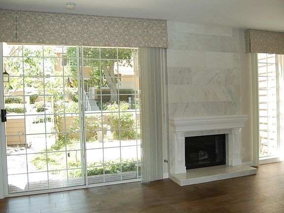 5th image of 601 Wakefield Ct Unit 103