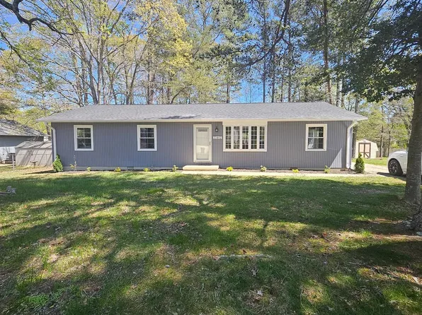 21462 Morris Dr, Lexington Park, MD 20653