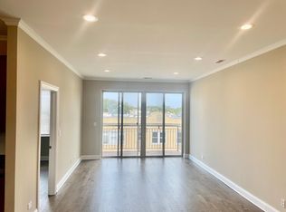 4300 N Kedzie Ave Unit 401, Chicago, IL 60618