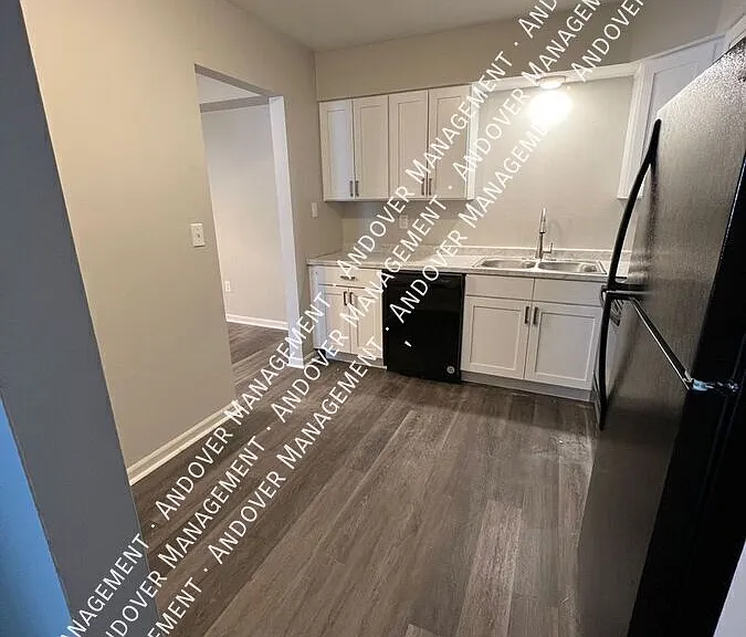 330 S Drake Rd #M-10 — Photo 14