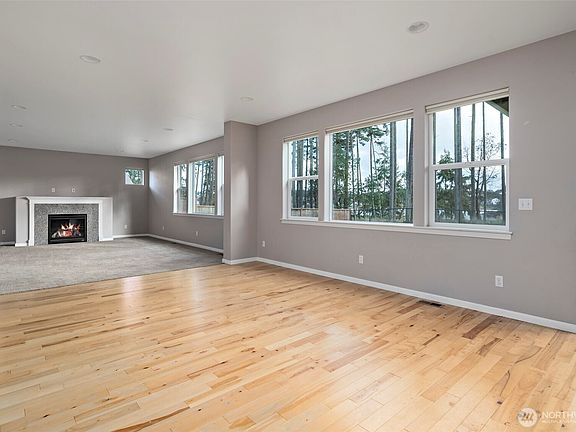 3rd image of 2722 SW Fairway Point Drive