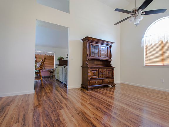 3rd image of 2785 Costa Ct