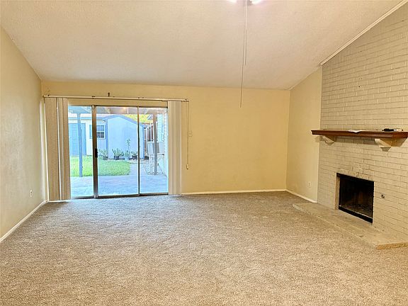 5th image of 618 Pyramid Dr