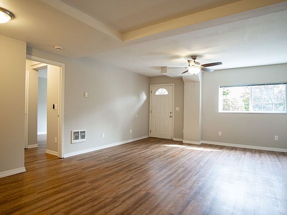 4th image of 5025 S Corbett Ave APT 19