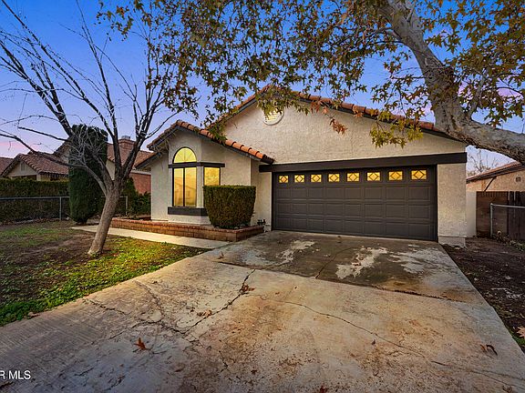 3rd image of 3563 E Avenue R11