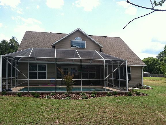 2nd image of 106 Pine Ct