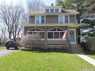 101 Prospect St, Newark, NY 14513