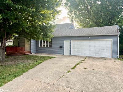 1852 Quint Ave, Carroll, IA, 51401