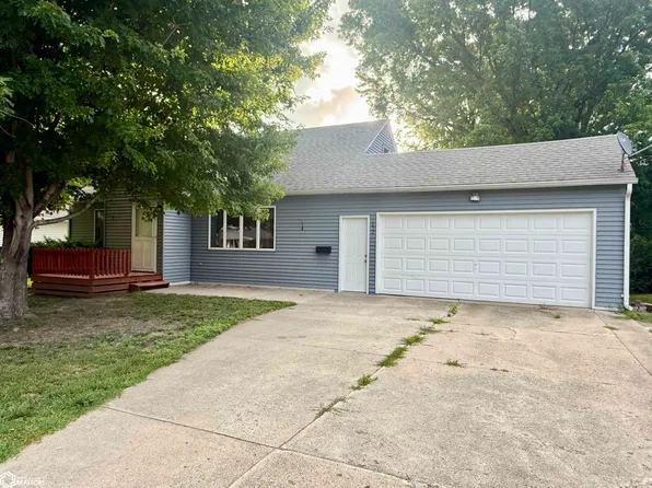1852 Quint Ave, Carroll, IA 51401