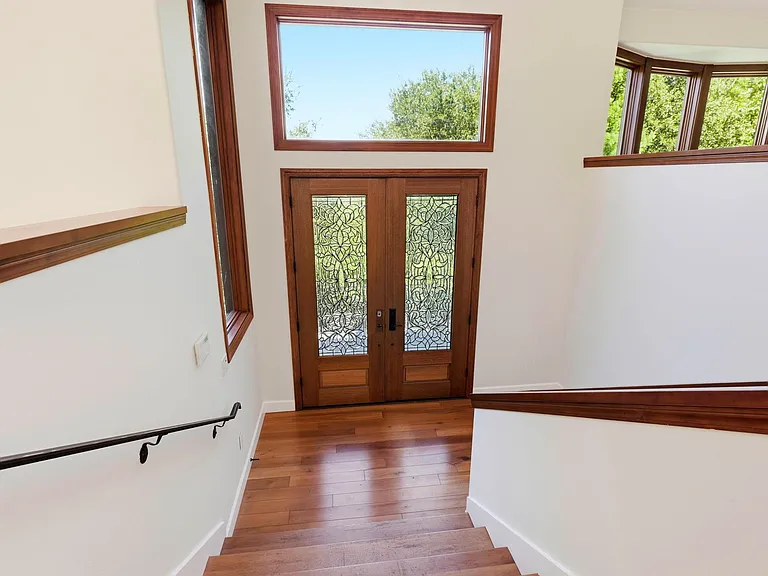 3911 Pepper Tree Ct — Photo 6