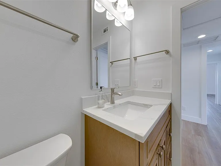 210 176th Terrace Dr E — Photo 31