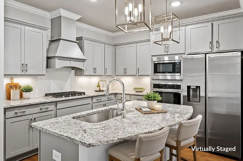 3 bed, 2.0 bath, 1837 sqft, $1,875 — Photo 3