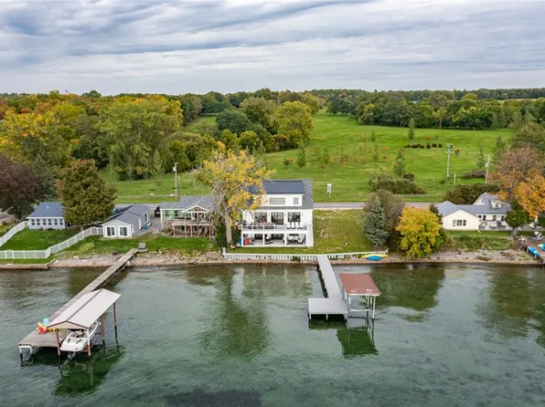 4948 E Lake Rd, Romulus, NY 14541