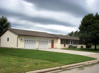 419 Union, Hilbert, WI 54129