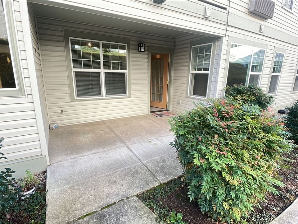 1st image of 931 Mountain Meadows Cir