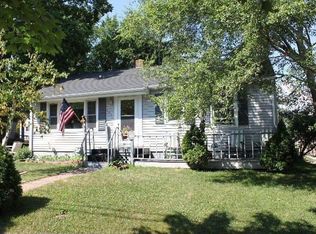 321 6th Ave N, Onalaska, WI 54650