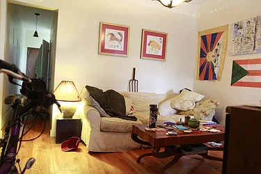 Rented by Rennit Inc.