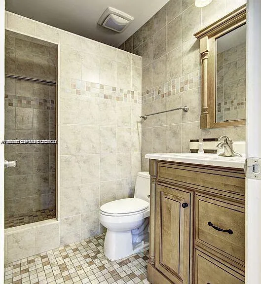 221 SE 9th Ave #112 — Photo 6