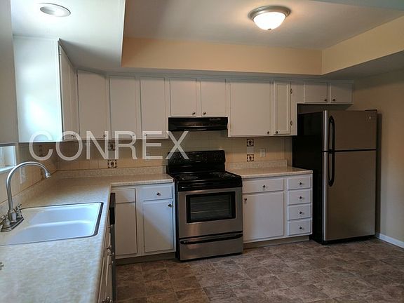 2nd image of 3961 Honeybrook Ave
