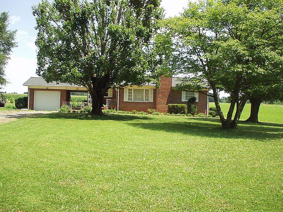 2nd image of 1608 Varnie Rd