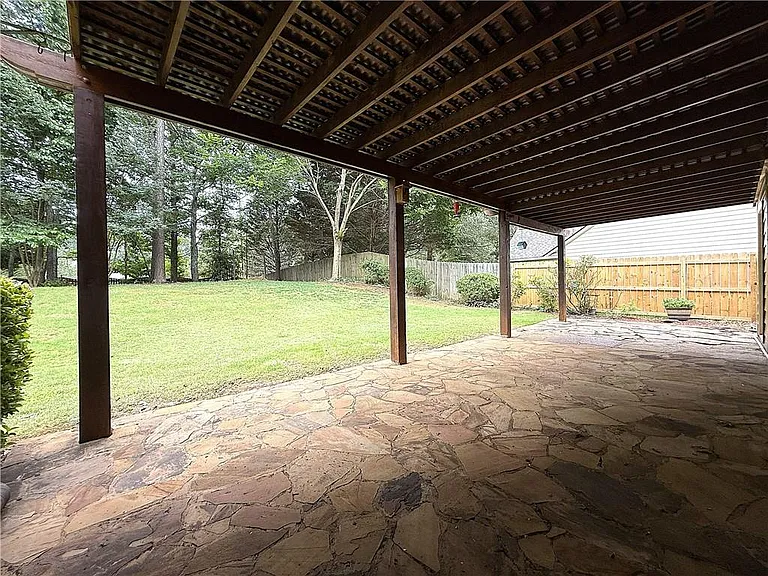 1310 Rosewood Dr — Photo 33