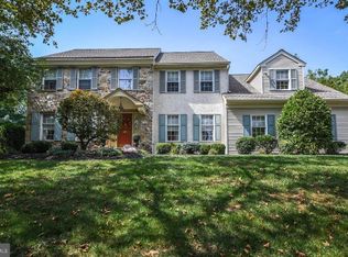 1065 Oak Ridge Dr, Blue Bell, PA 19422