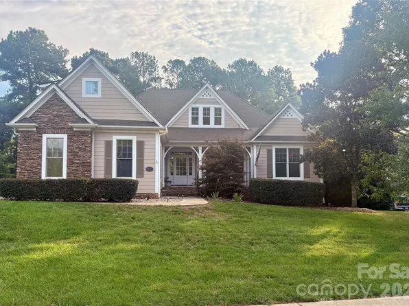 9024 Garrison Rd, Sherrills Ford, NC 28673