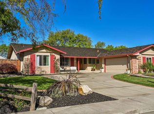 585 Rock Oak Rd, Walnut Creek, CA 94598