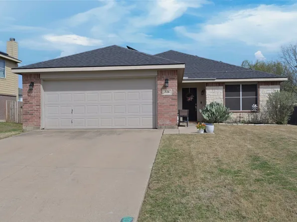328 Saddlebrook Dr, Krum, TX 76249