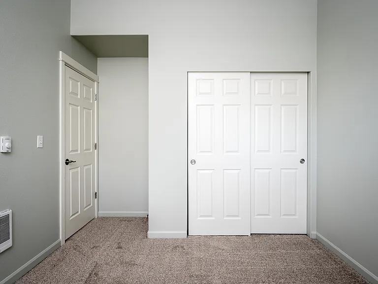Southside Townhomes | Bedroom Entrance & Closet