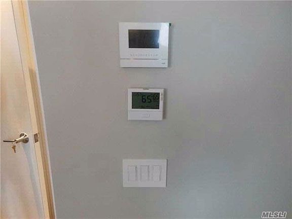 5th image of 7942 69th Ave