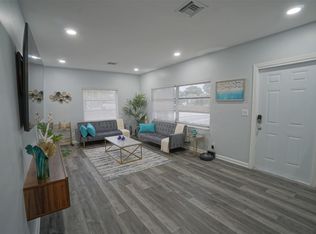 1102 Sunset Rd, West Palm Beach, FL 33401