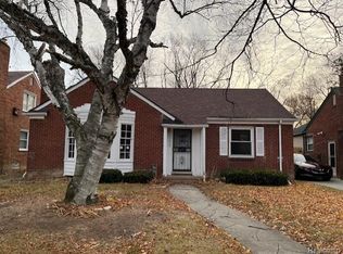 17694 Shaftsbury Ave, Detroit, MI 48219