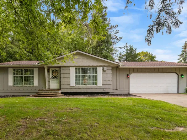190 W Bacon St, Hillsdale, MI 49242