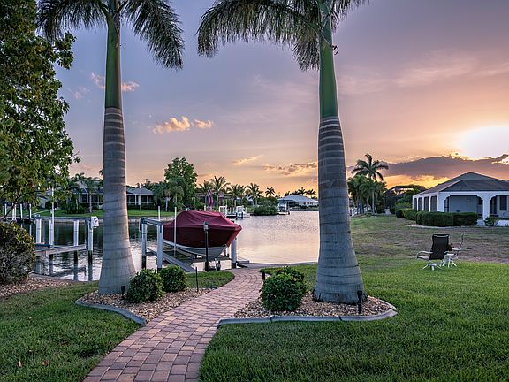 5th image of 1523 Casey Key Dr