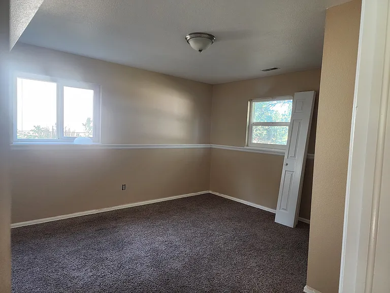 5875 Del Paz Dr — Photo 11